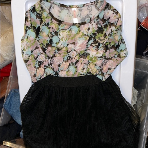 Xhilaration Other - Floral Kids Dress with Black Skirt​